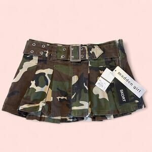 NWT Y2K Style Micro Mini Skirt Madden Girl camo pleated mini skirt